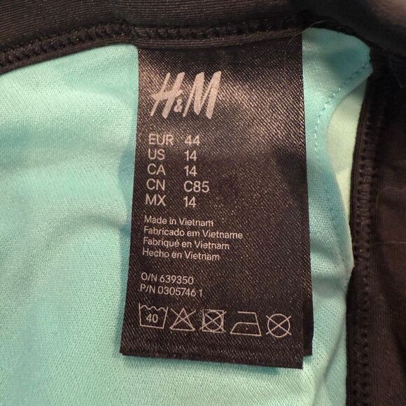 H&M Mesh Overlay Adjustable Strap Triangle Bikini Swim Top Black Blue Size 14 - Picture 3 of 3